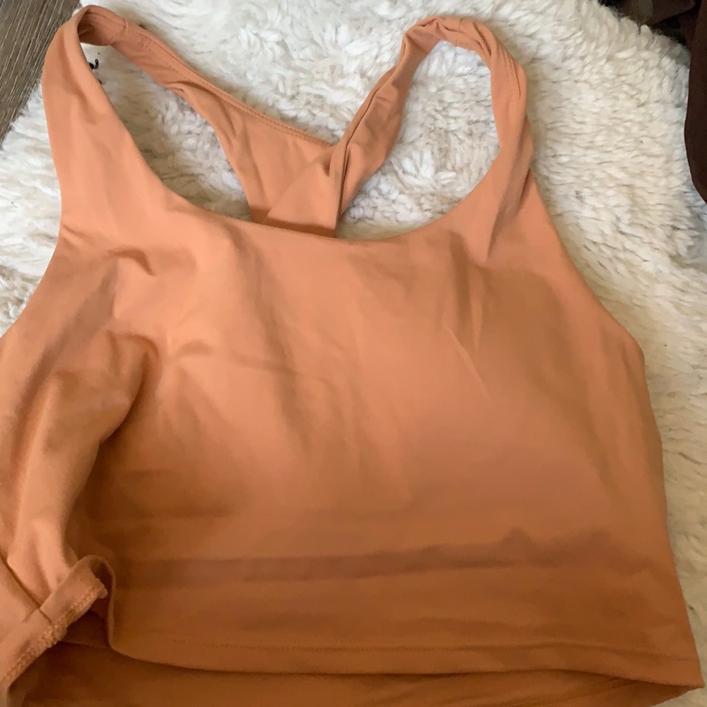 Crop activewear top
